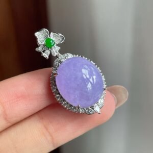 18k金钻镶糯冰种紫罗兰翡翠蛋面吊坠