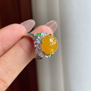 18k金钻镶冰种黄翡翡翠戒指